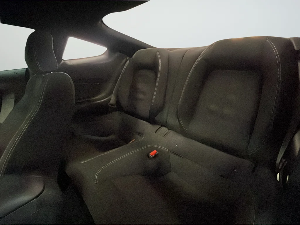2021 Ford Mustang GT - Photo 26