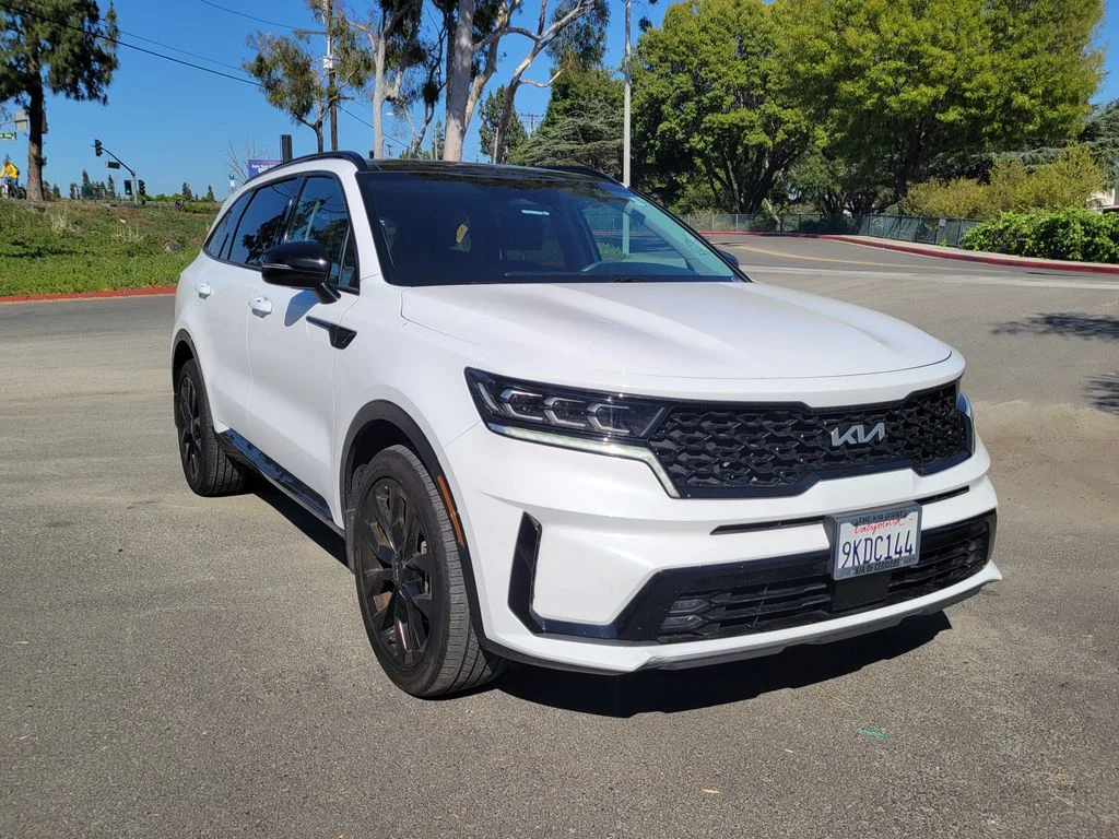Certified Used 2023 White Kia SX image 6