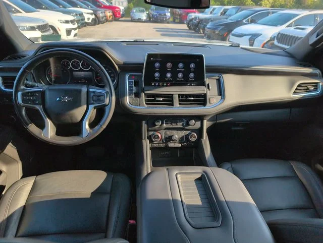 Used 2021 White Chevrolet Z71 image 23