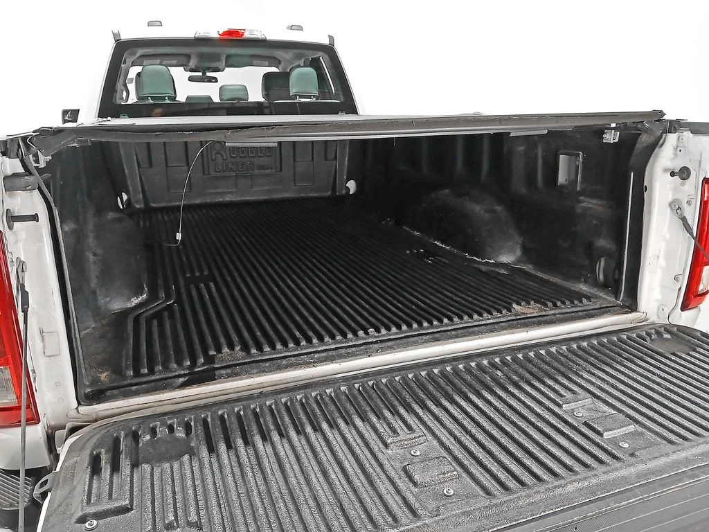Used 2021 White Ford XL image 6