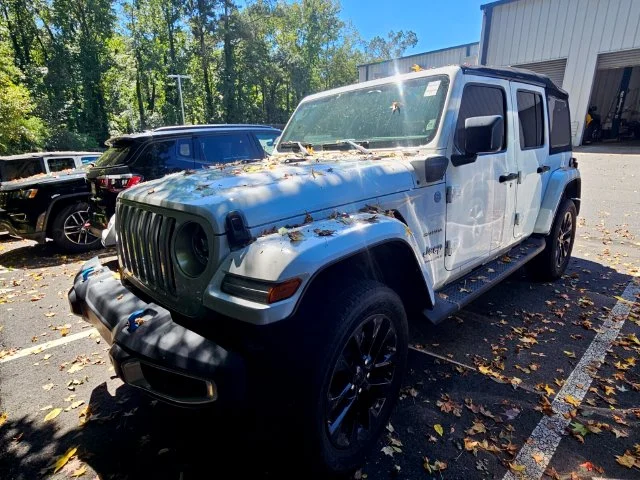 Used 2023 White Jeep Sahara 4xe image 3
