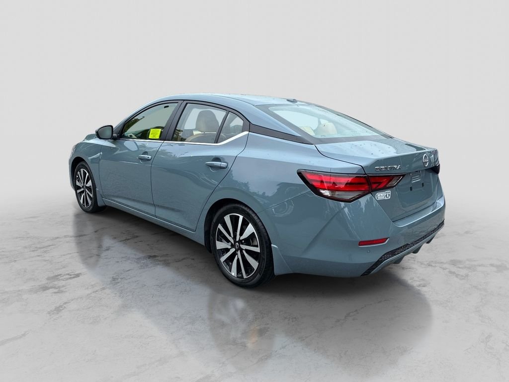 Used 2025 Gray Nissan SV image 5