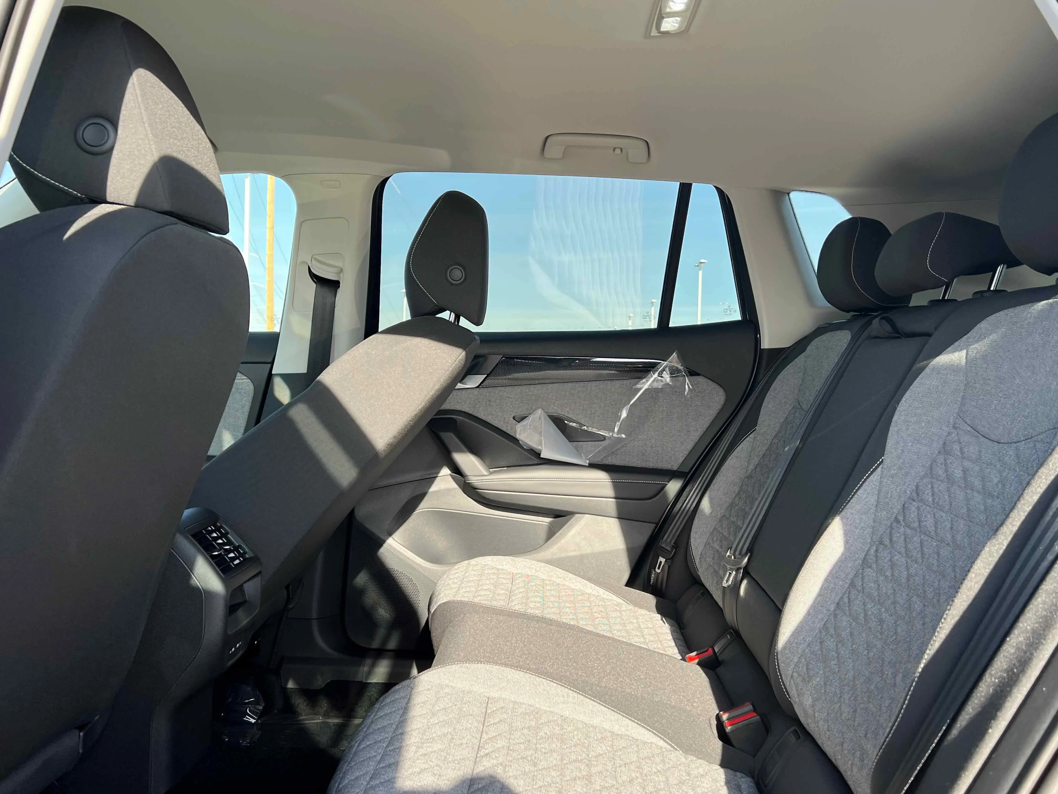 New 2026 Platinum Gray Volkswagen S image 18