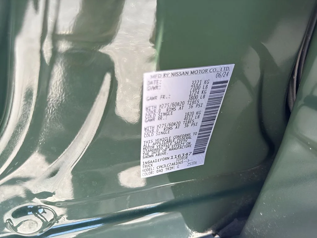 Used 2024 Green Nissan SV image 35