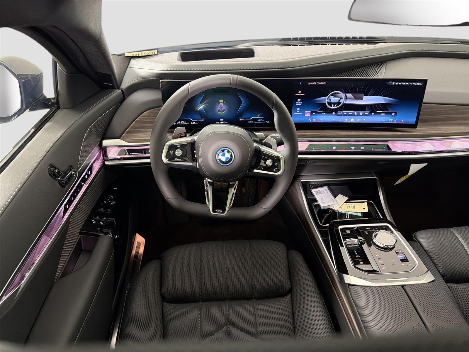 New 2026 Dravit Grey Metallic BMW 750e xDrive image 43