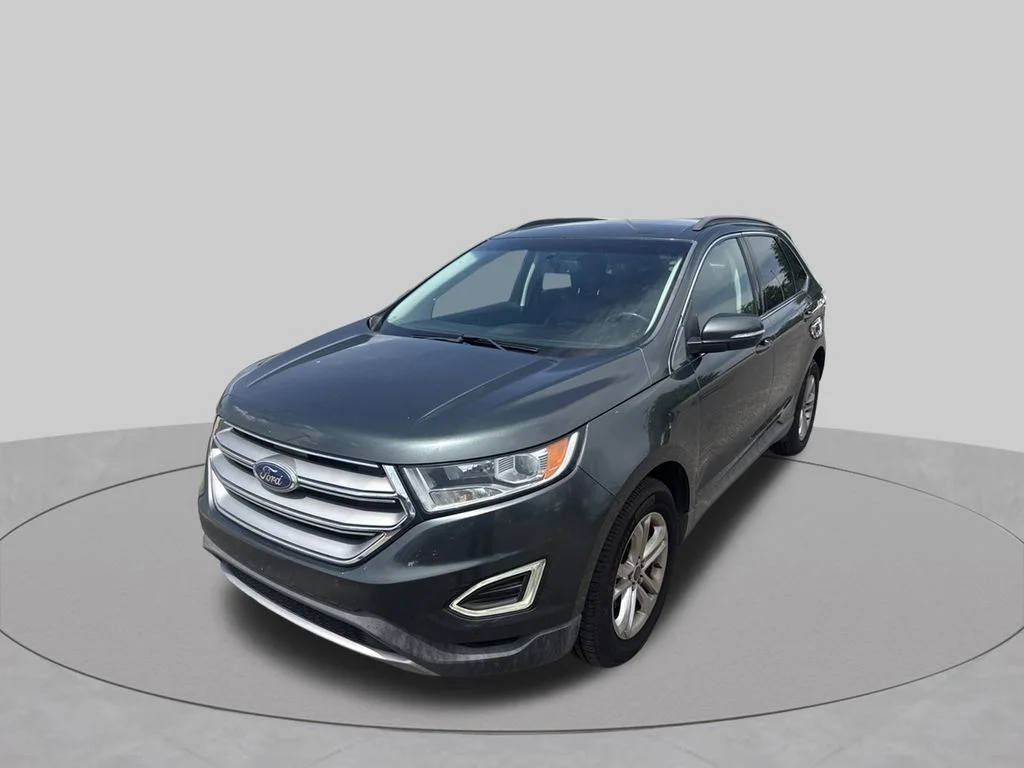 Used 2015 Guard Metallic Ford SEL image 6