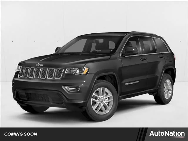 Used 2018 Diamond Black Crystal Pearlcoat Jeep Laredo E image 1