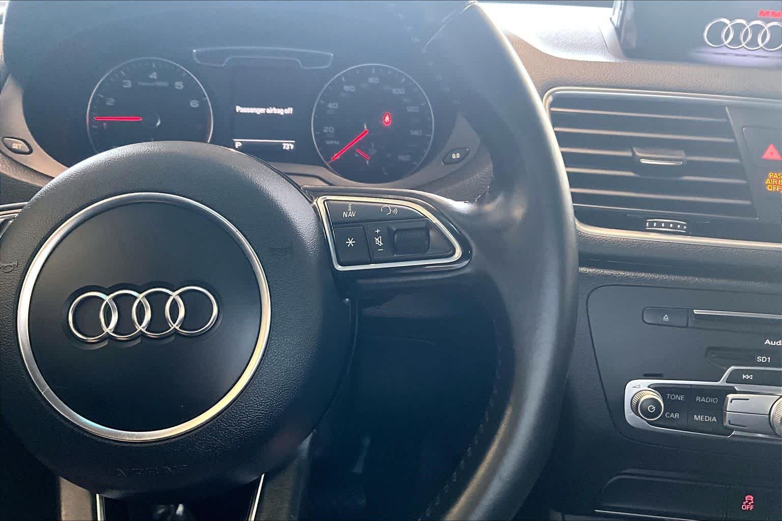 Used 2017 Florett Silver Metallic Audi Premium Plus image 25