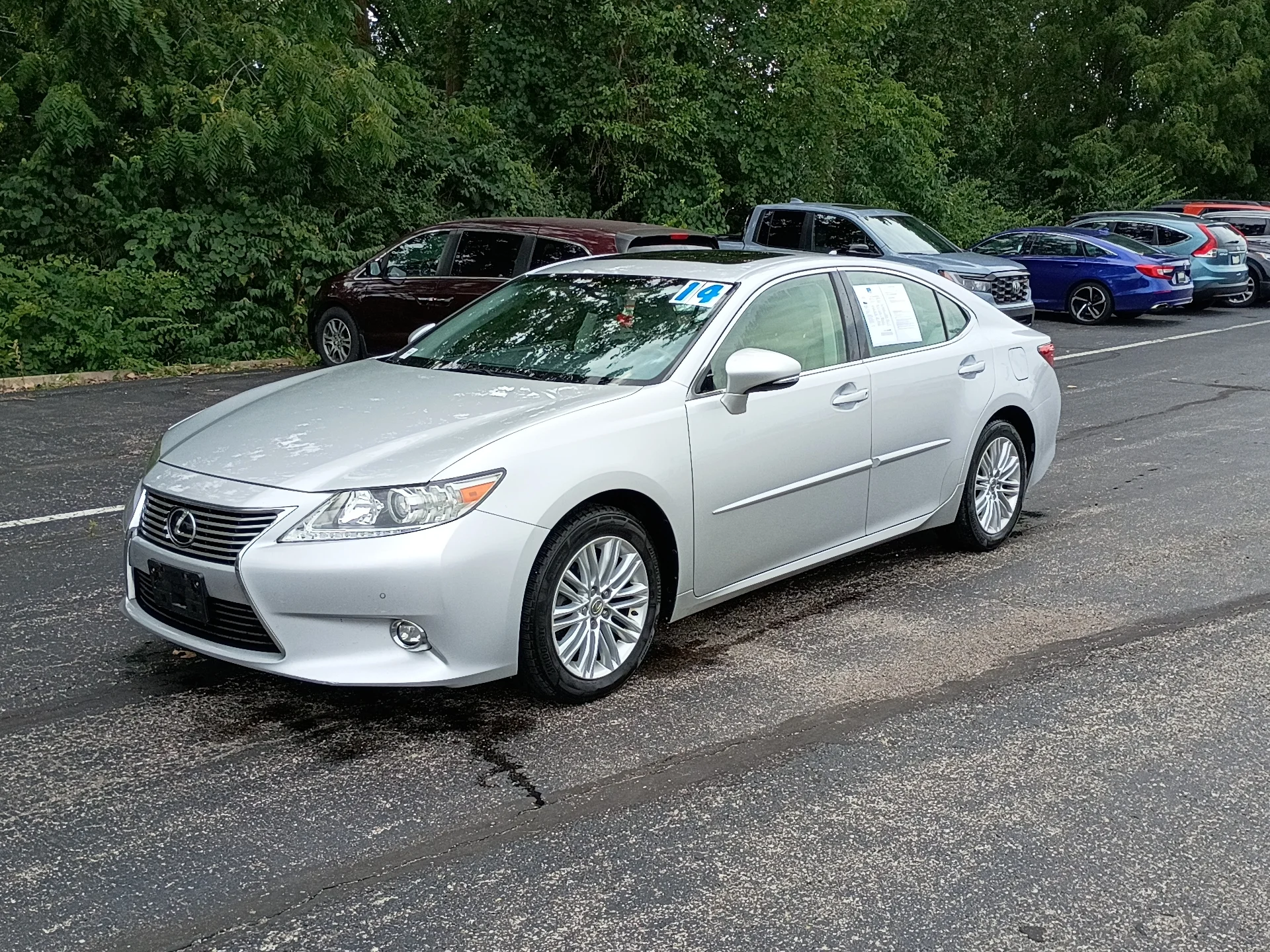 Used 2014 Silver Lining Metallic Lexus Base image 7