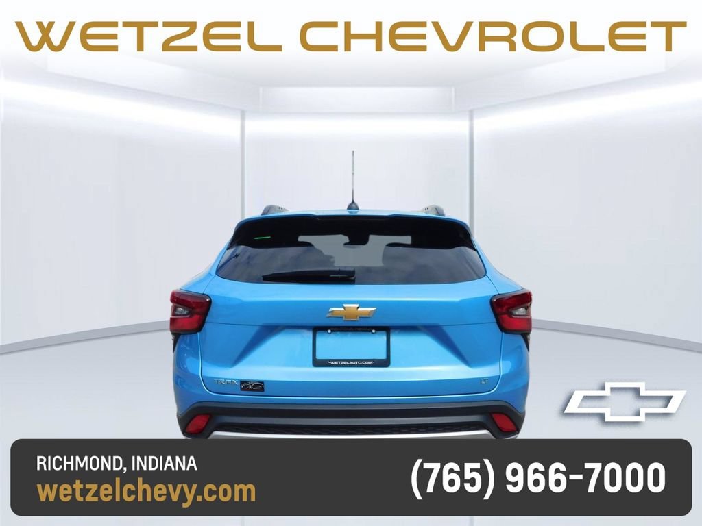 2026 Chevrolet Trax LT - Photo 4