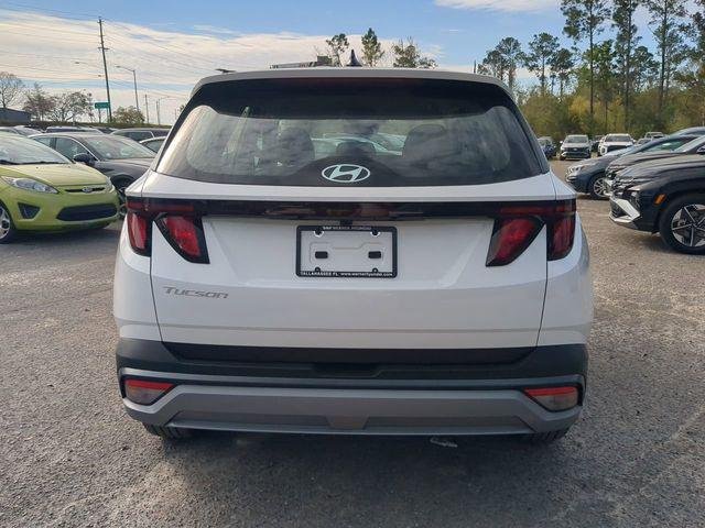 2025 Hyundai Tucson SE - Photo 6