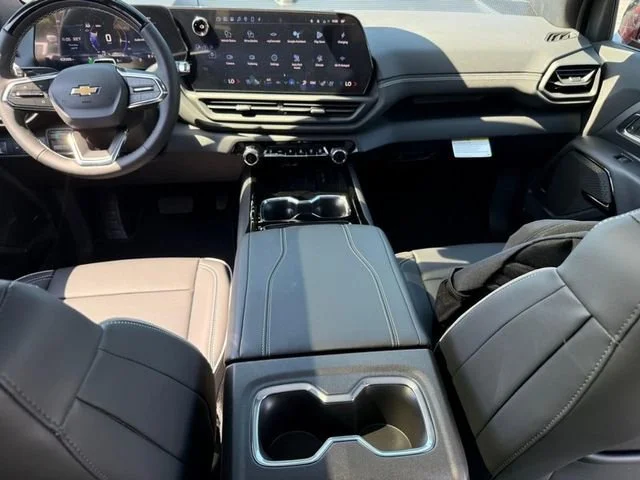New 2026 Habanero Orange Chevrolet LT - Max Range image 7
