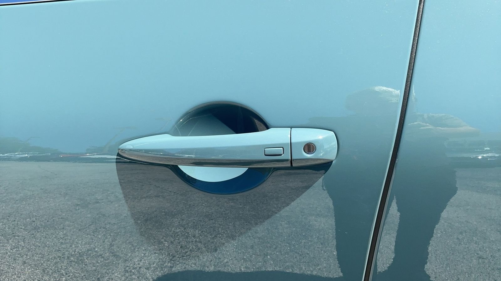 New 2026 Green Nissan SL image 49