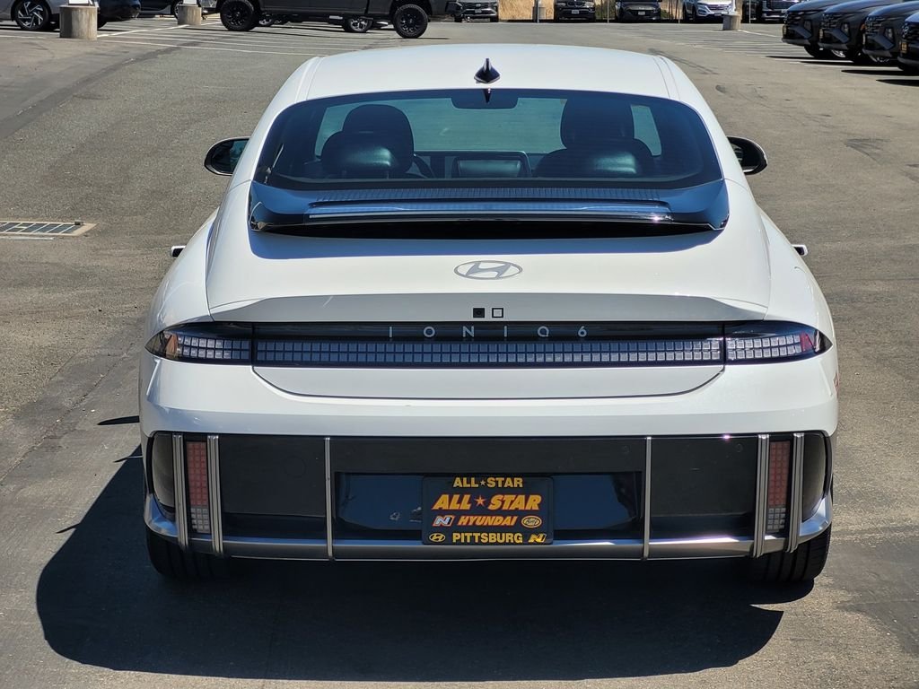 Certified Used 2024 White Hyundai SEL image 5