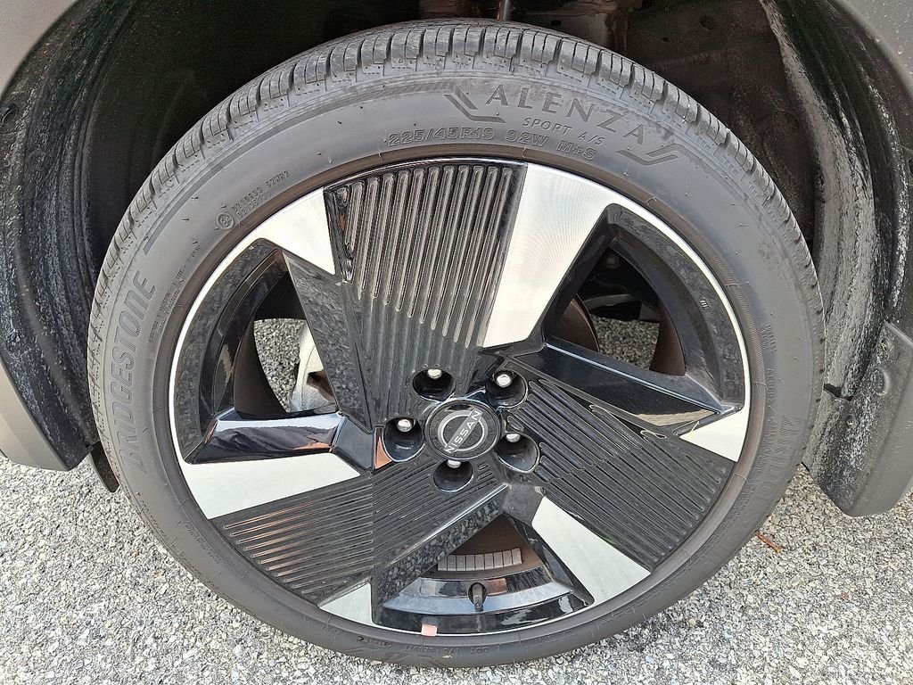 Used 2026 Black Nissan SR image 4