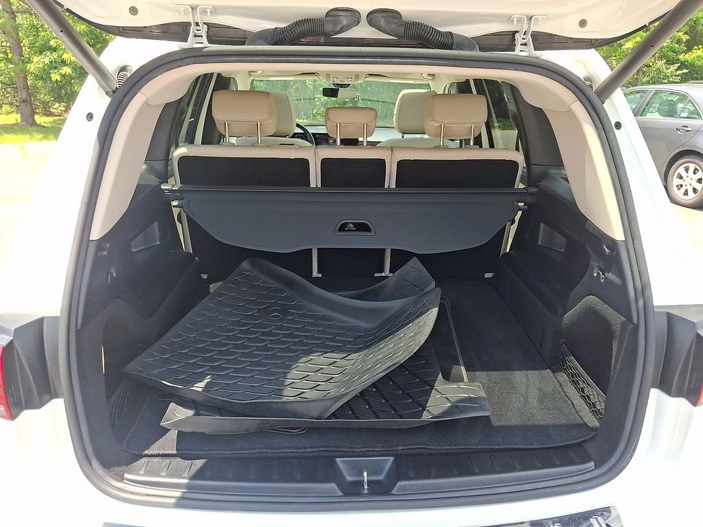 Certified Used 2022  Mercedes-Benz GLB 250 image 27