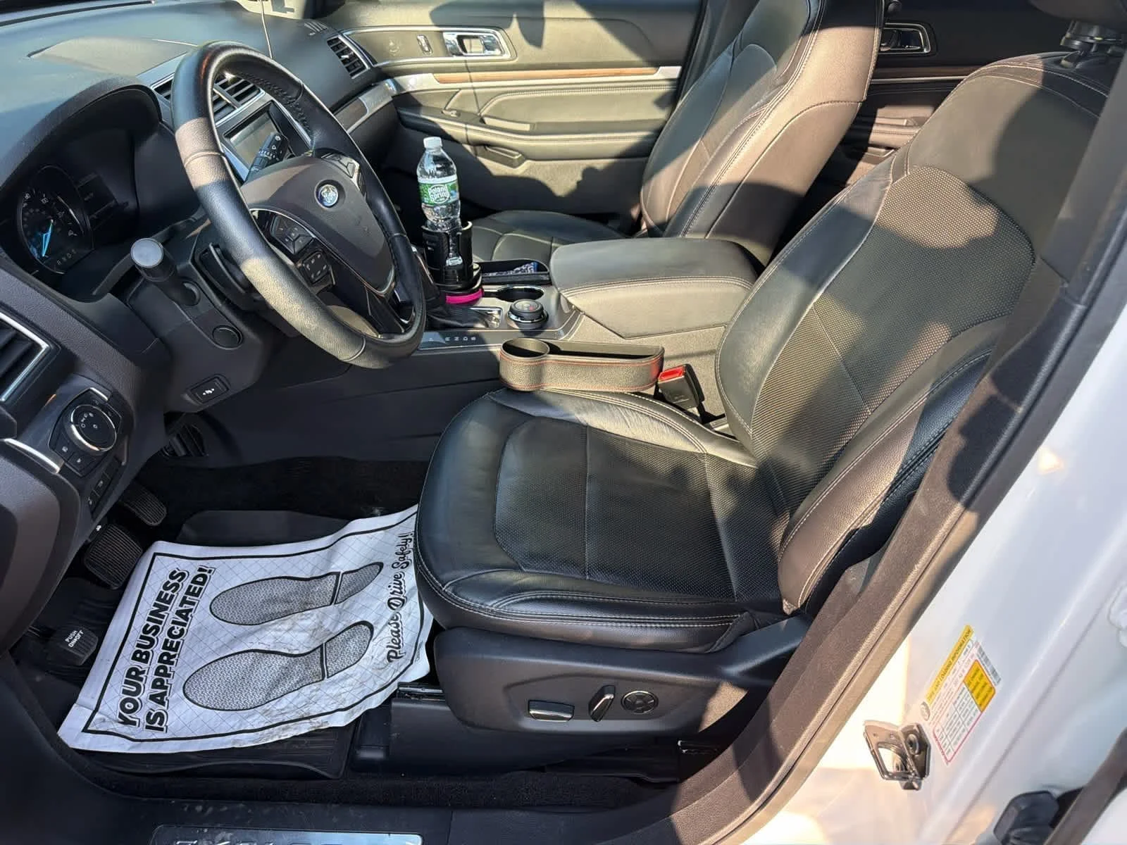 Used 2017 White Platinum Metallic Tri-Coat Ford Limited image 5