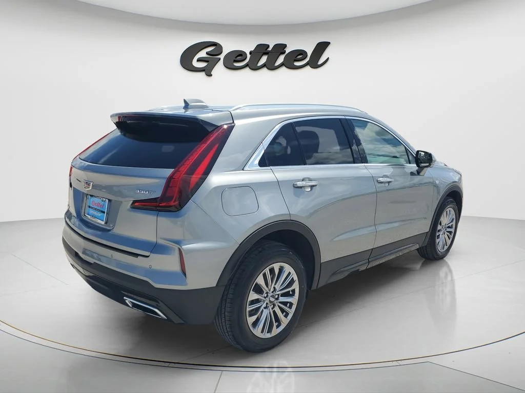 Used 2025 Argent Silver Metallic Cadillac Premium Luxury image 5