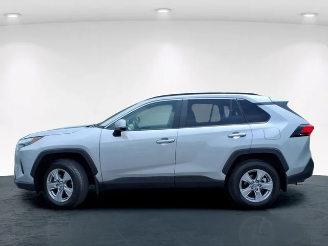 Used 2025 Silver Toyota XLE image 17