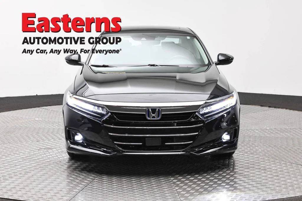 Used 2022 Black Honda EX-L image 2