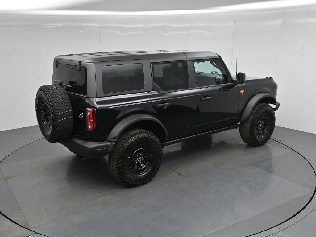 New 2026 Shadow Black Ford Badlands image 37