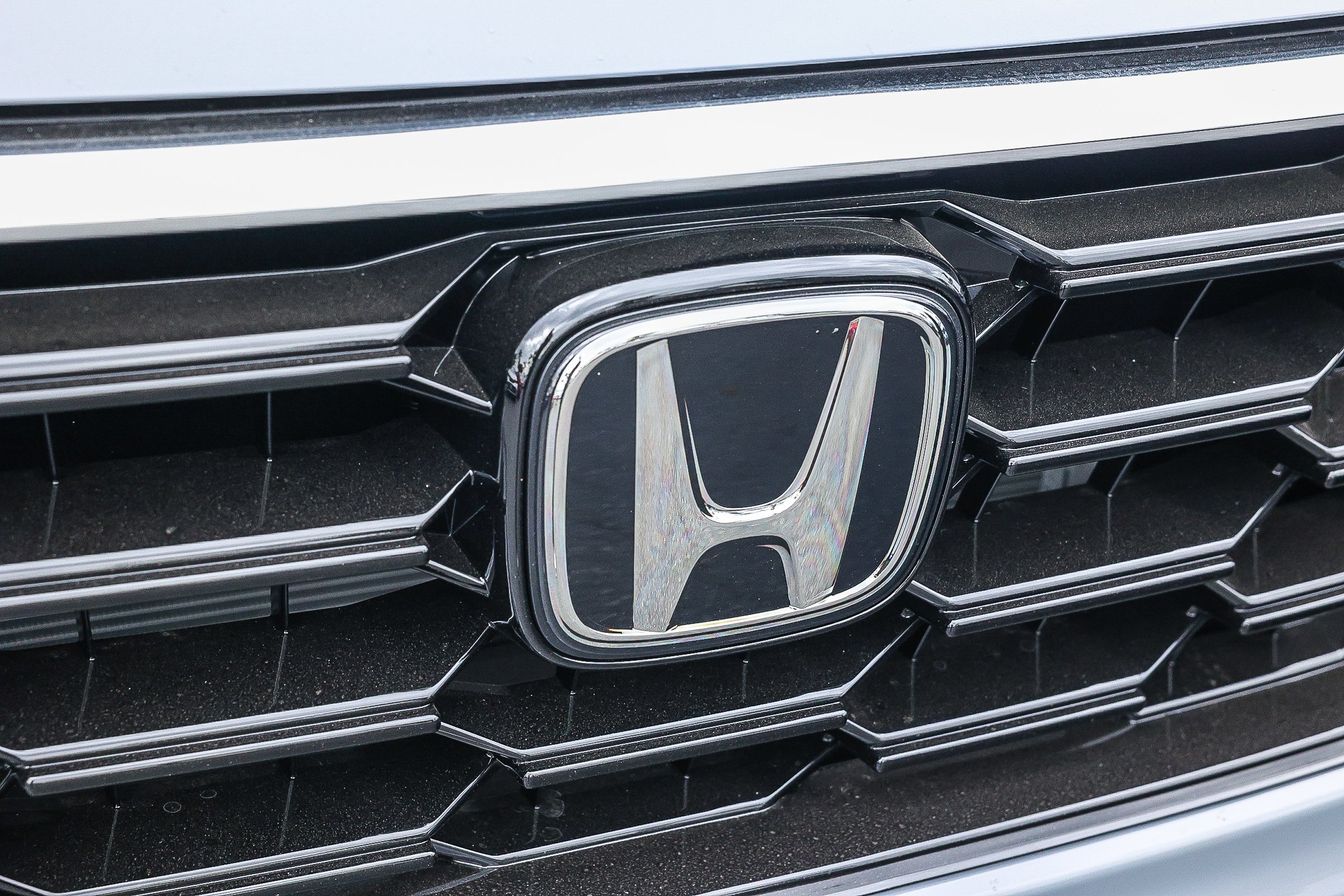 New 2026 Urban Gray Pearl Honda EX 2WD image 12
