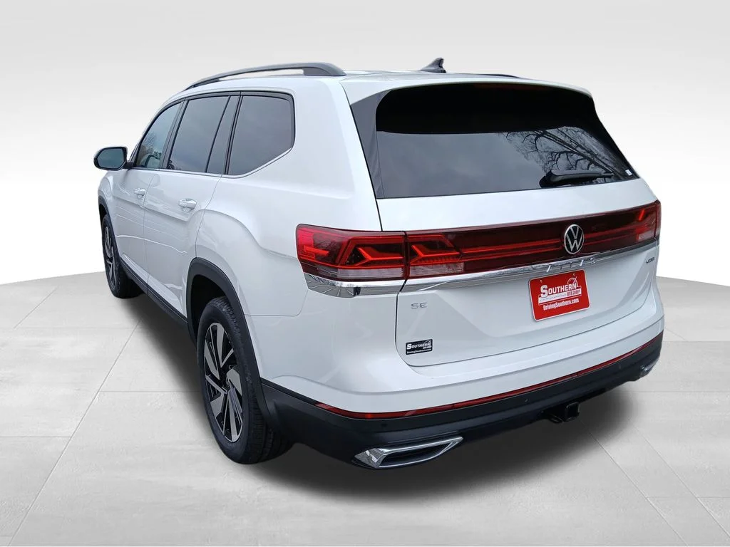 New 2026 White Volkswagen 2.0T SE w/Technology image 3
