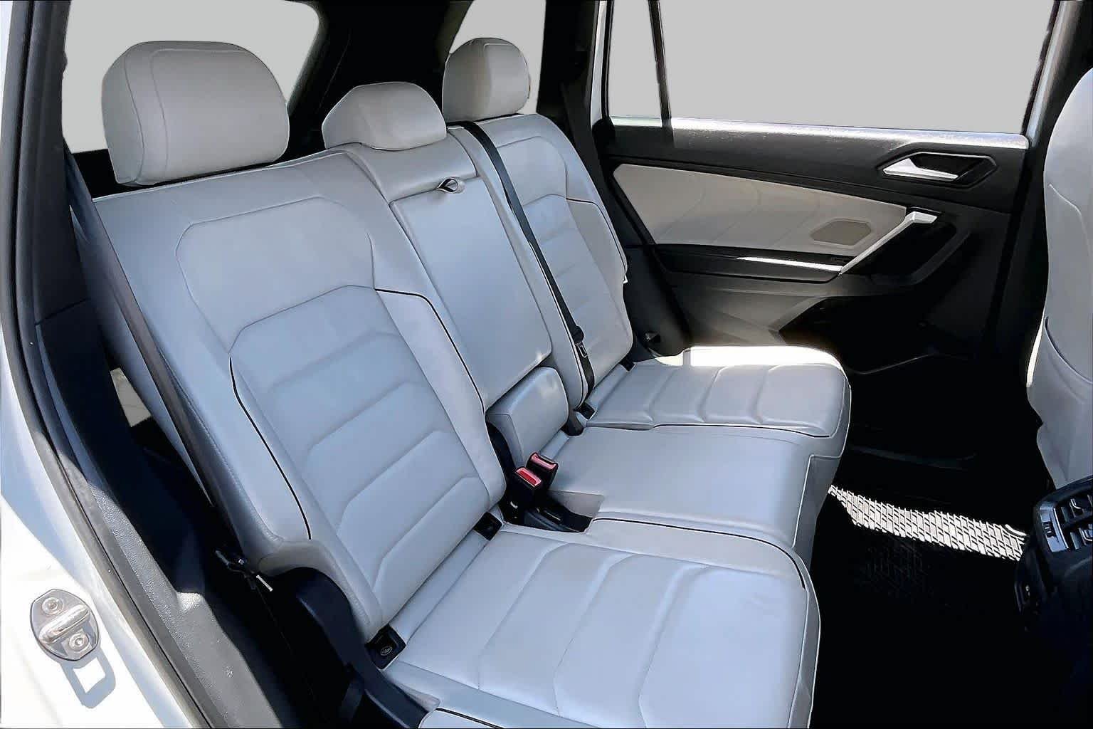 Used 2021 Pure White Volkswagen SEL Premium R-Line image 20