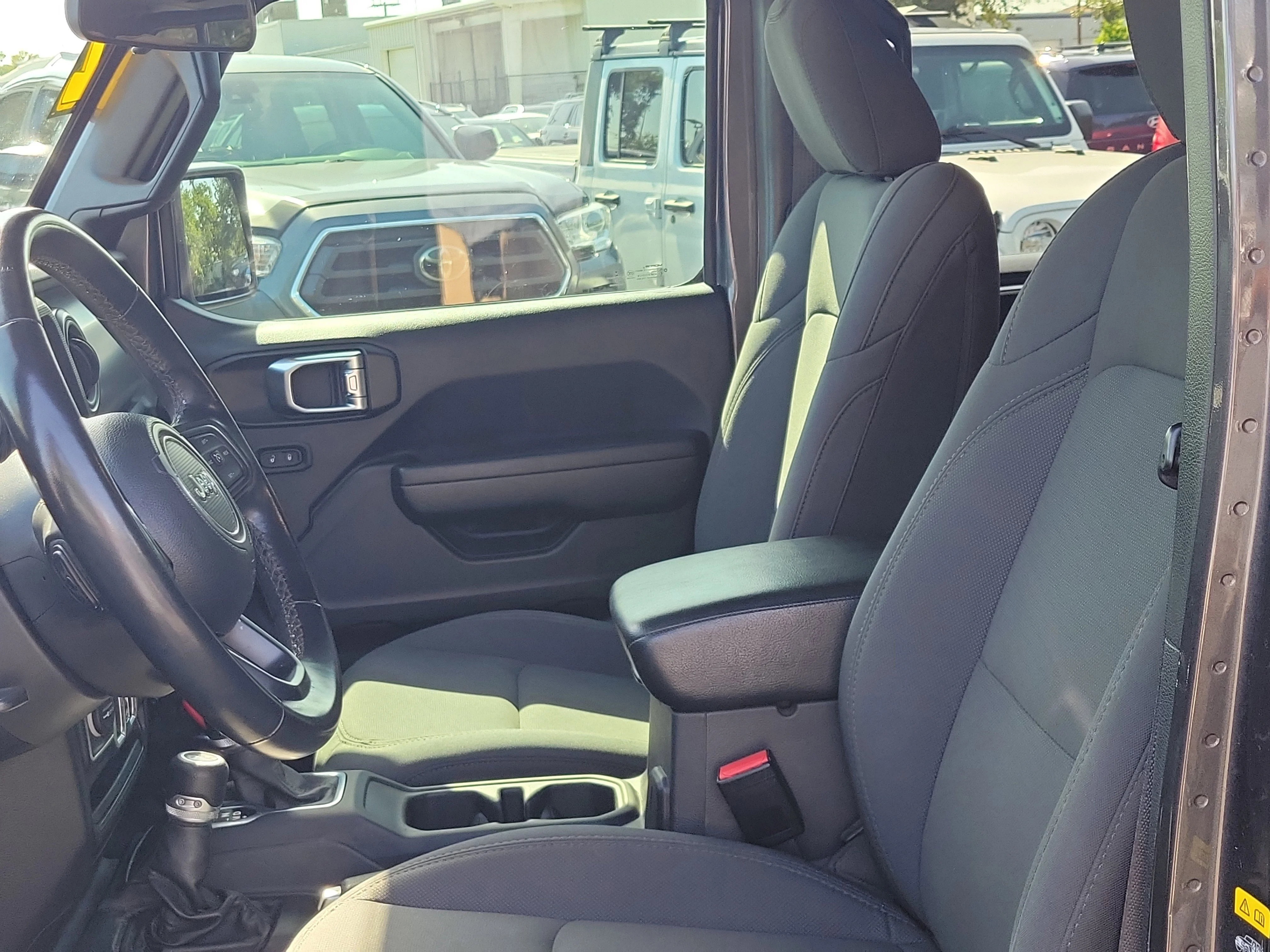 Used 2022 Granite Crystal Metallic Clearcoat Jeep Sport S image 22