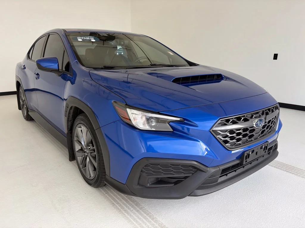 Used 2022 Blue Subaru Base image 11
