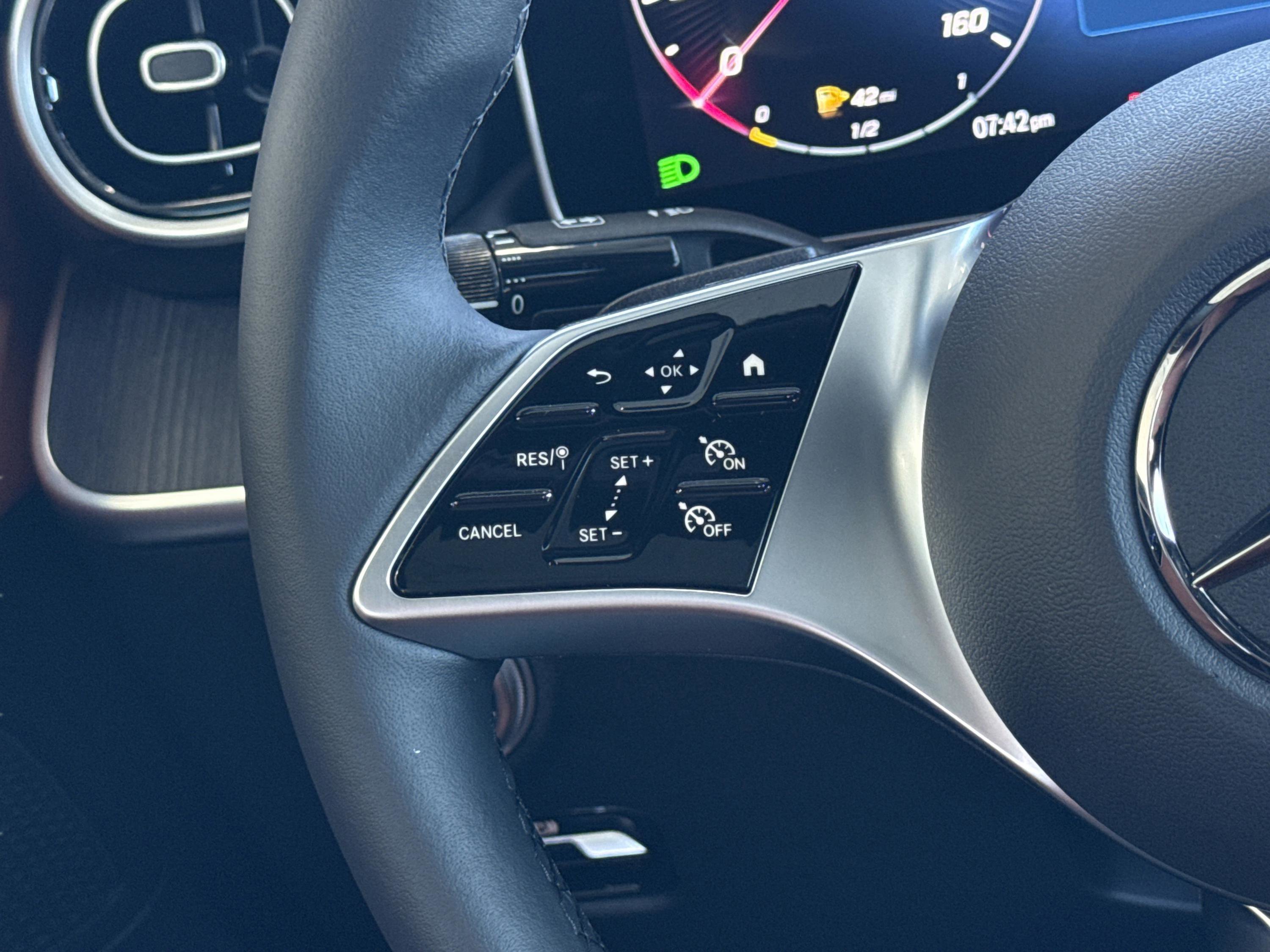 New 2026 Polar White Mercedes-Benz C 300 image 29