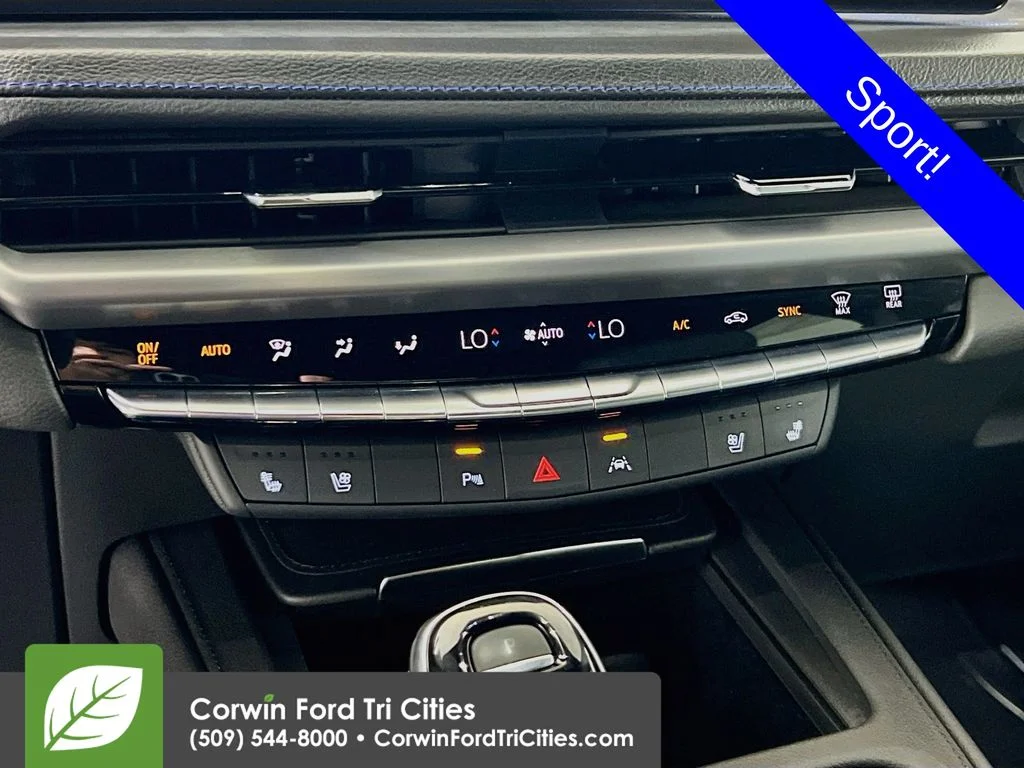 Used 2025  Cadillac Sport image 9