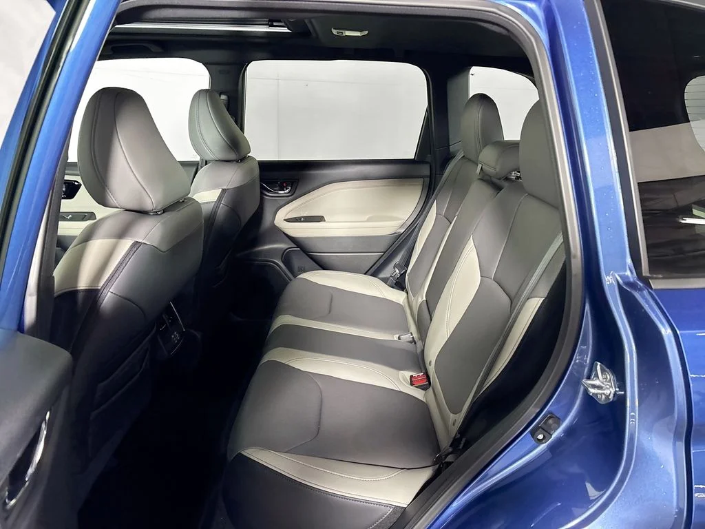 New 2026 DAYBREAK BLUE PEARL Subaru Limited image 21