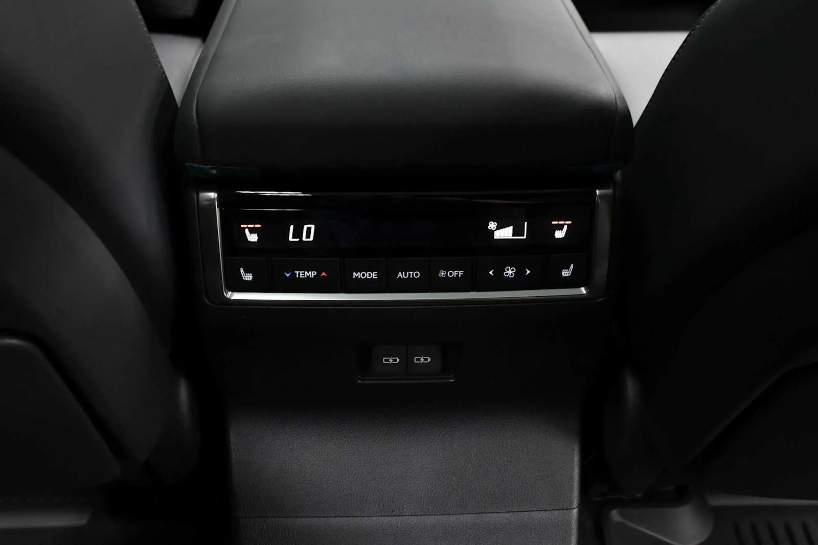 2026 Lexus GX Luxury+ - Photo 26