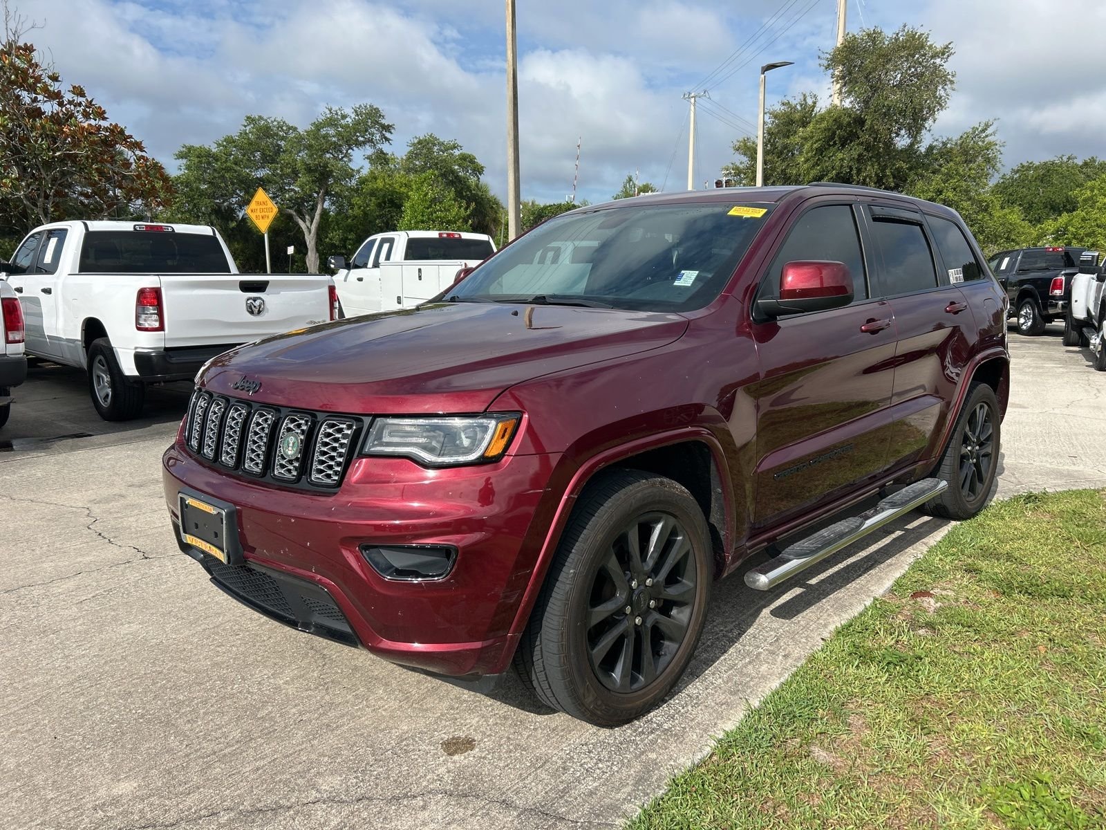 2020 Jeep Grand Cherokee Altitude 4WD's photo