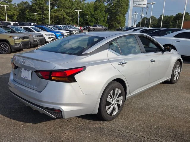 Used 2025 Silver Nissan 2.5 S image 12