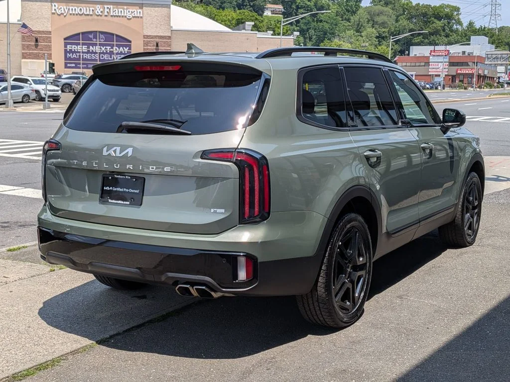 Used 2024 Green Kia EX X-Line image 6