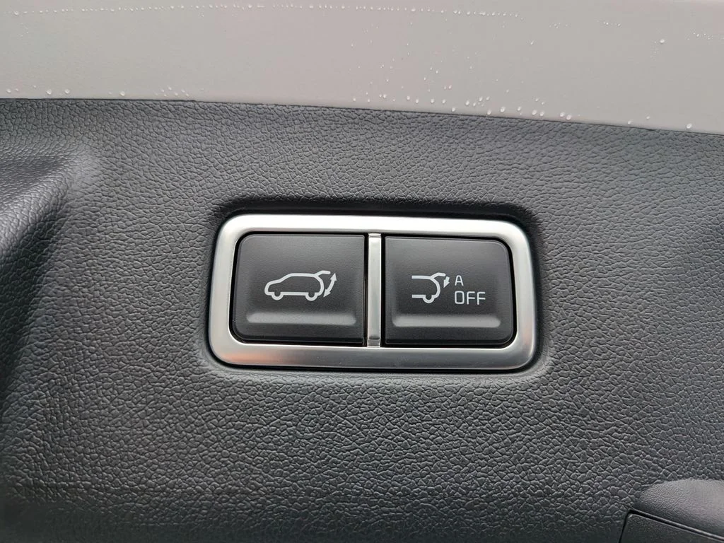 New 2026 Snow White Pearl Kia X-Line SX Prestige image 24