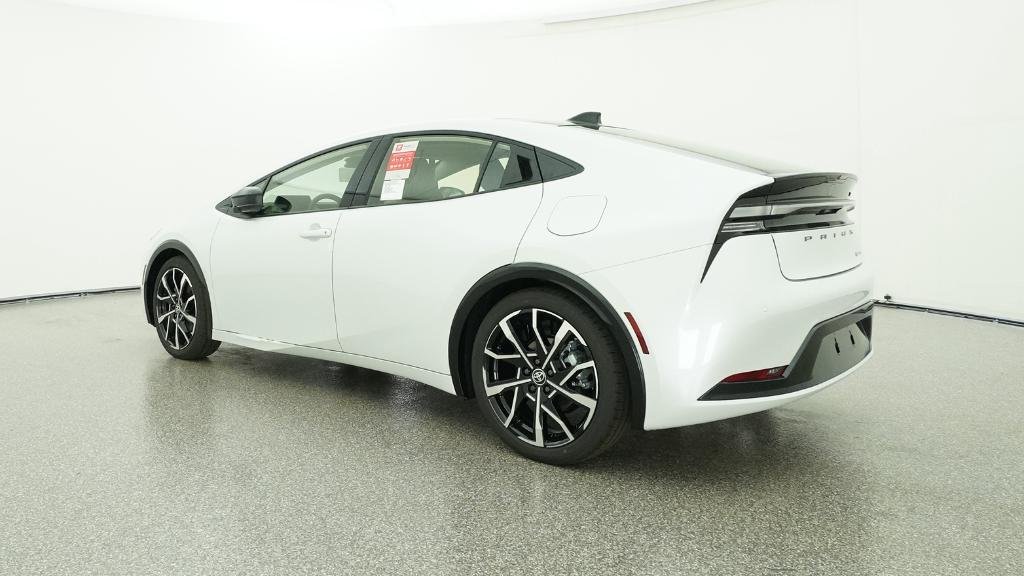 New 2026 Wind Chill Pearl Toyota XSE image 3