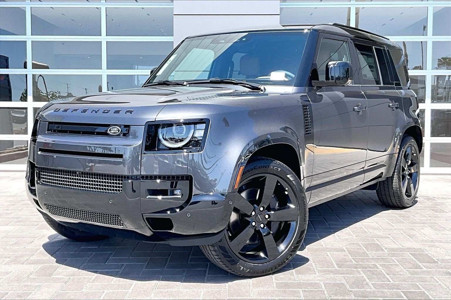 New 2026 Carpathian Grey Land Rover X-Dynamic SE image 1
