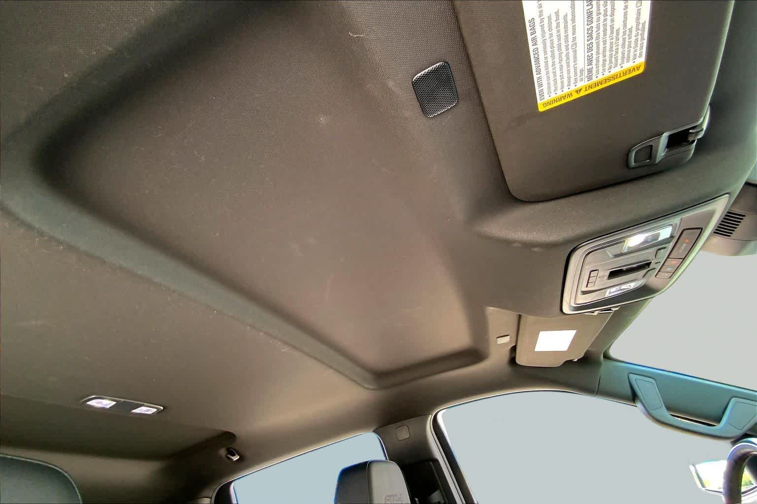 Used 2024 Summit White GMC AT4 image 14