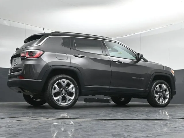 Used 2020 Granite Crystal Clearcoat Metallic Jeep Limited image 43