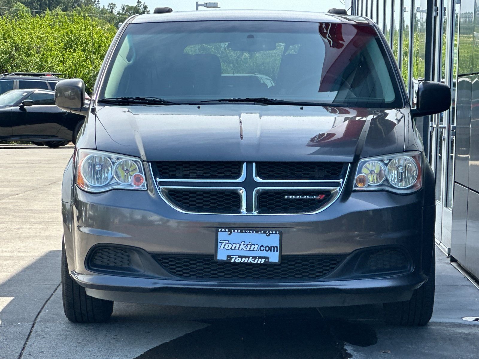 Used 2016 Granite Crystal Metallic Clearcoat Dodge SXT image 8