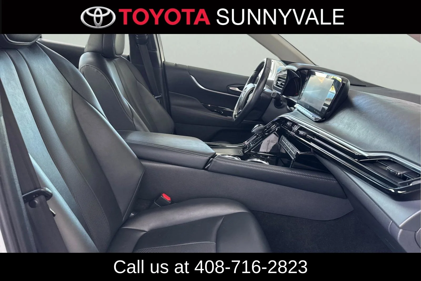 Certified Used 2021 White Toyota XLE image 19