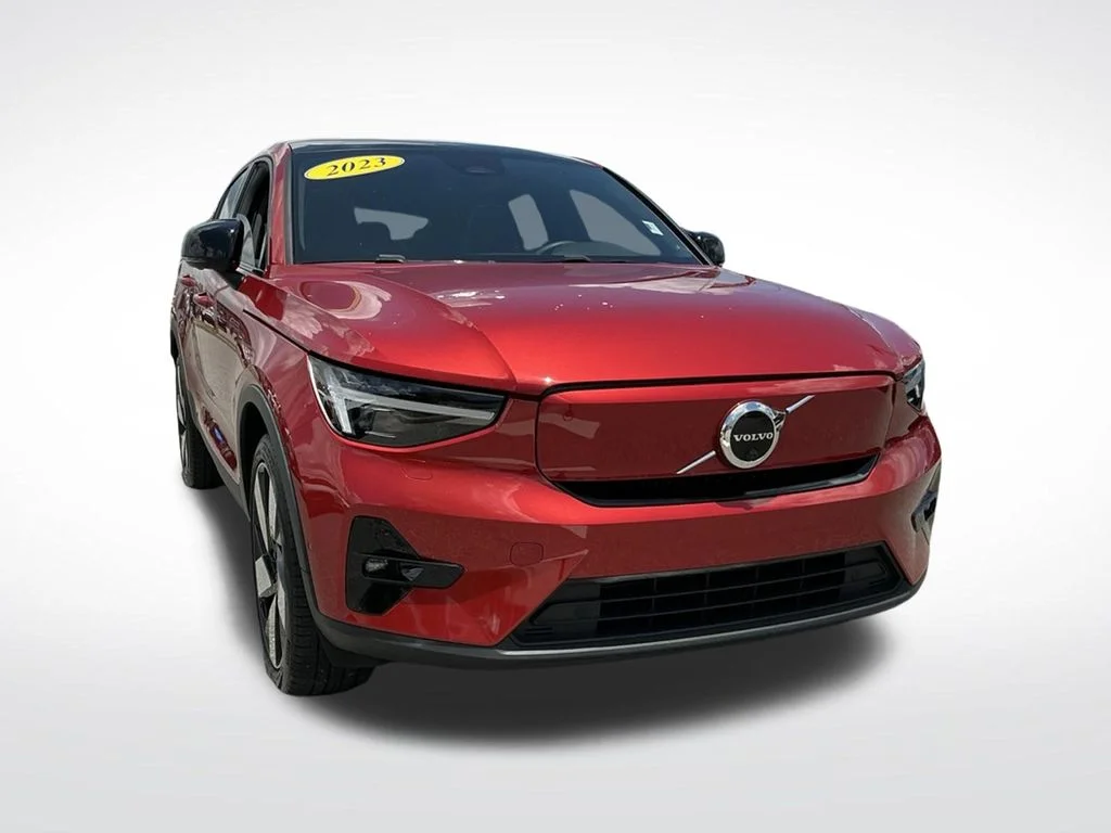Used 2023 Red Volvo Ultimate image 15