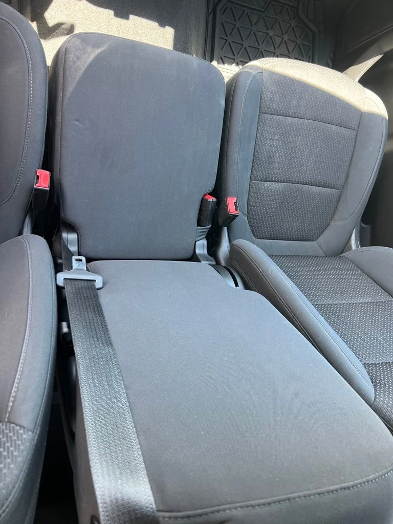 Used 2022 Silver Ice Metallic Chevrolet Custom image 18