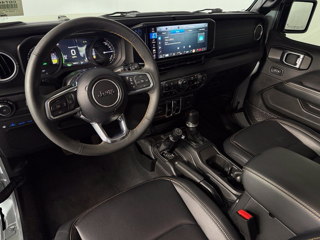 Used 2024 Earl Clearcoat Jeep Sahara 4xe image 12