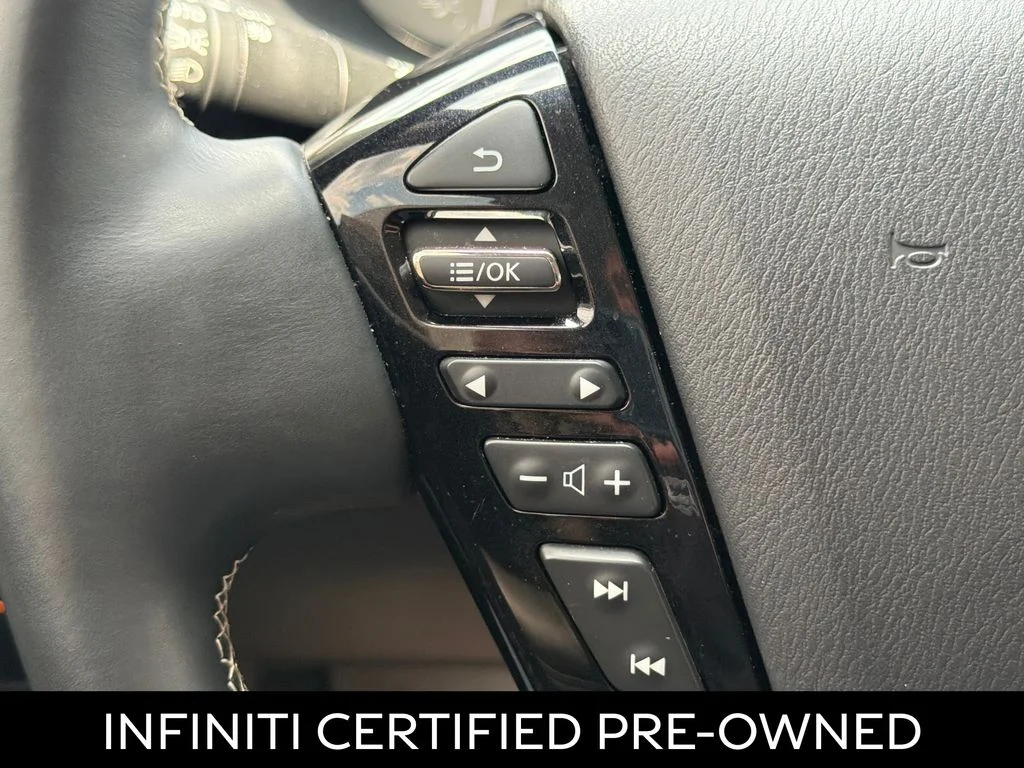 Certified Used 2023 Moonstone White INFINITI Premium Select image 34
