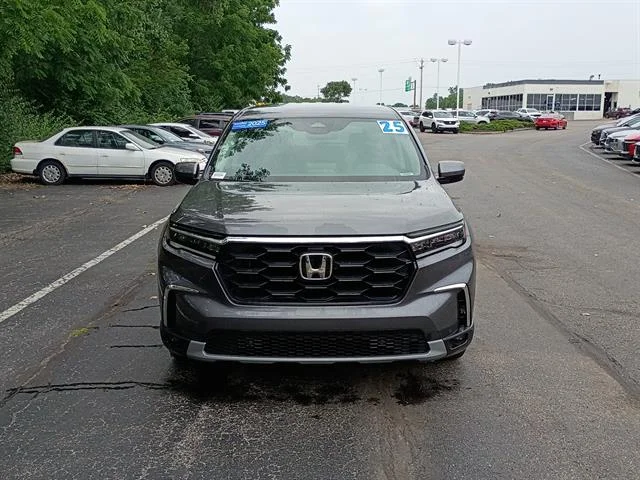 Certified Used 2025 Modern Steel Metallic Honda EX-L image 7