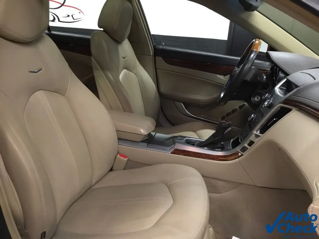 Used 2011 Red Cadillac Luxury image 35